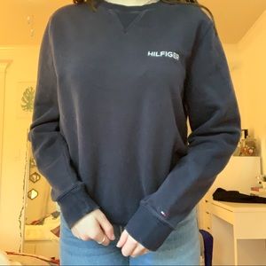 tommy hilfiger crewneck